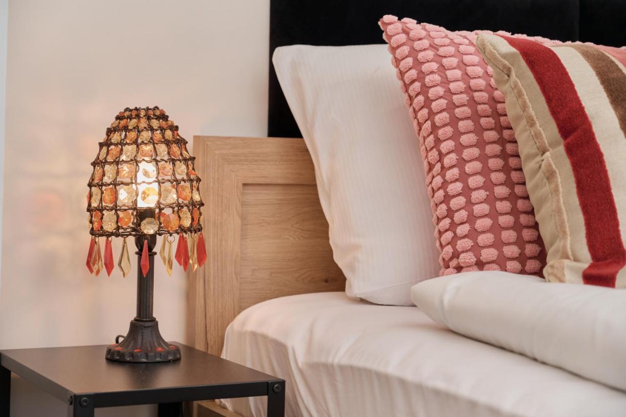 Comfy With Parking & Balcony By Renters Apartment