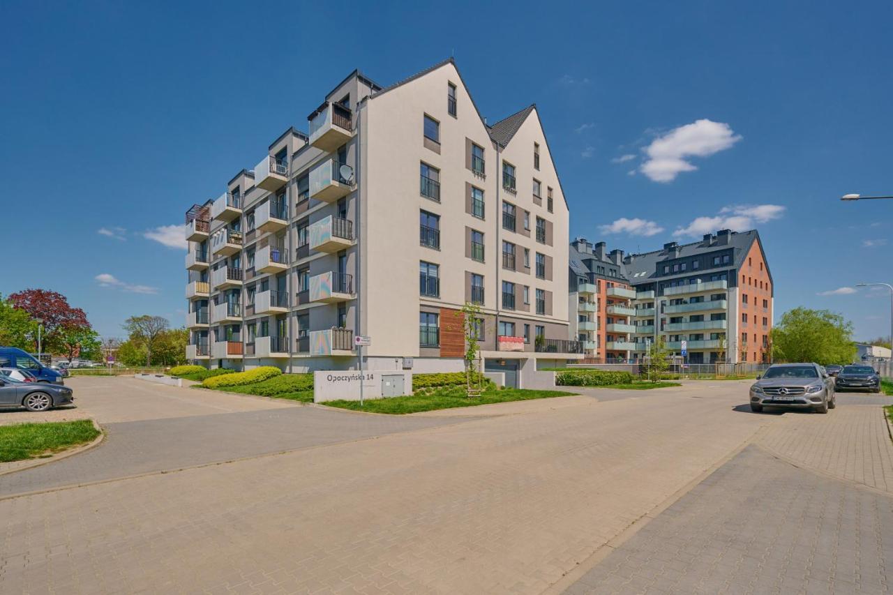 Apartment Comfy With Parking & Balcony By Renters Wroclaw